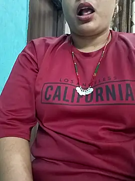 Snapshot of bhabhi-lovely chatting on 04-29-26, 02:27 bhabhi-lovely online show from 04-29-26, 02:27
