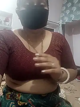 Snapshot of bhabhi-lovely chatting on 04-17-26, 07:33 bhabhi-lovely online show from 04-17-26, 07:33