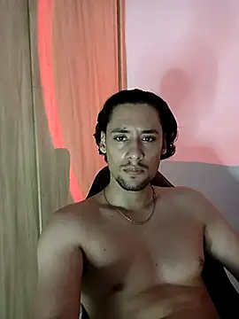 Snapshot of Emilprime chatting on 04-10-26, 03:35 Emilprime online show from 04-10-26, 03:35