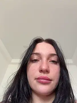 LucyHotty  online show from 06-19-26, 07:14