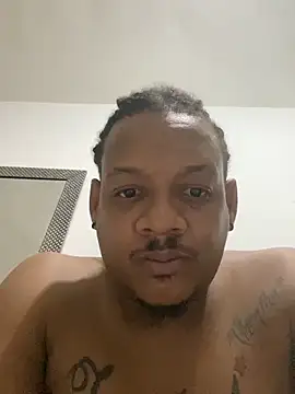 Snapshot of juan167l chatting on 04-09-26, 12:44 juan167l online show from 04-09-26, 12:44