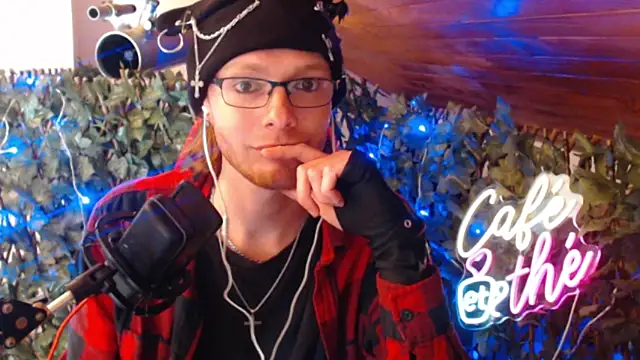 SkinnyAlex1312 online show from 04-09-26, 09:59