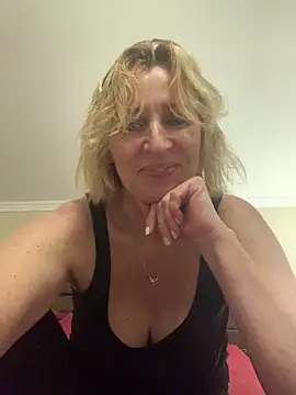 Beautiful Princess Diana online show from 04-16-26, 09:39