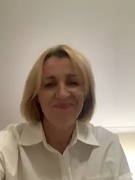 Beautiful Princess Diana online show from 04-13-26, 07:29