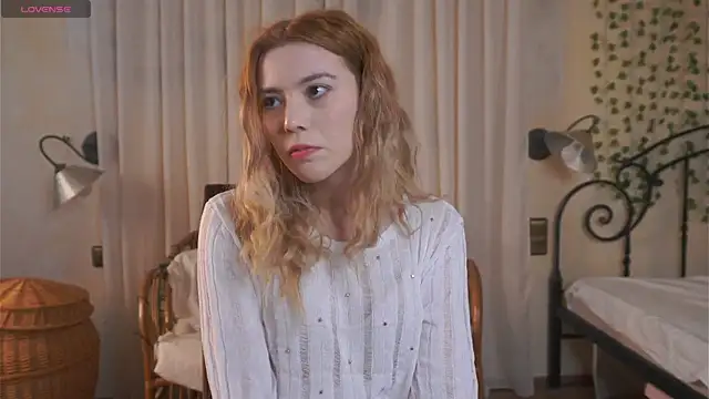 SonyaCubine online show from 04-15-26, 11:59