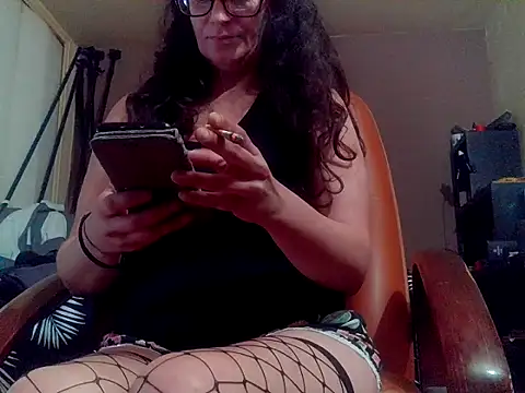 Miliffhj online show from 05-07-26, 09:34