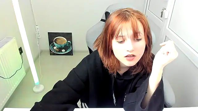 GoldenKiss online show from 05-17-26, 07:08