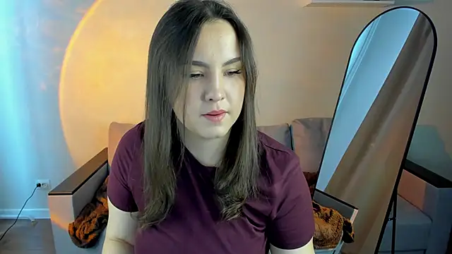 Nelie Evans online show from 05-19-26, 01:43