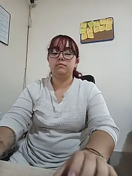 Snapshot of AliceScoot_ chatting on 06-03-26, 06:12 AliceScoot online show from 06-03-26, 06:12