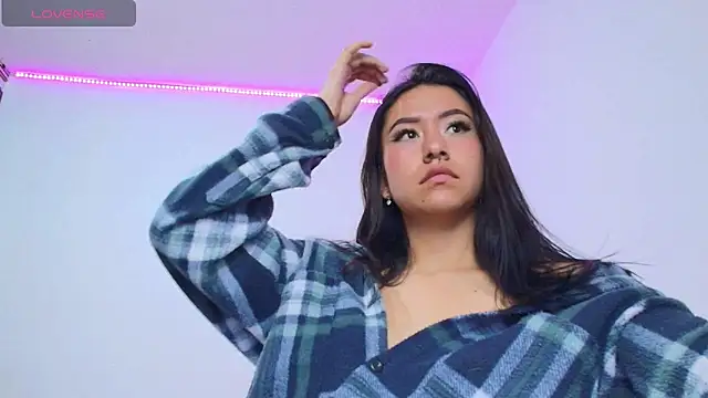 chloe-disire online show from 05-18-26, 10:53