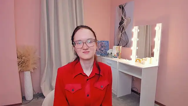 ErmaCurlis online show from 04-13-26, 09:46