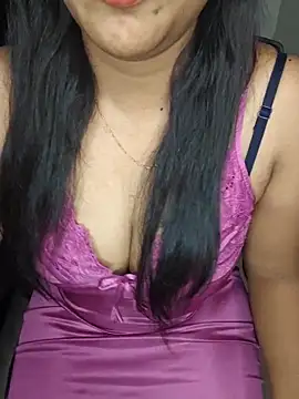 Snapshot of Tamilmoon006 chatting on 06-16-26, 12:27 Tamilmoon006 online show from 06-16-26, 12:27