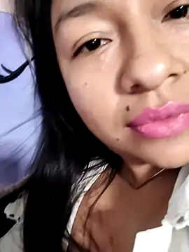 alisonnturbay online show from 06-25-26, 02:42