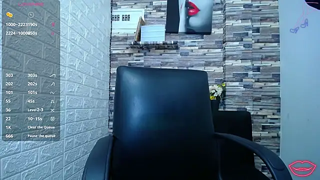 Snapshot of miaboobss chatting on 05-26-26, 01:42 miaboobss online show from 05-26-26, 01:42