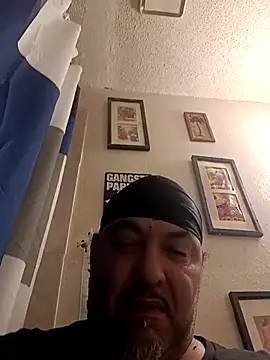 MrBustNut2026 online show from 04-30-26, 08:16