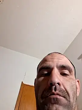 Snapshot of fitguy4u chatting on 06-03-26, 07:07 fitguy4u online show from 06-03-26, 07:07