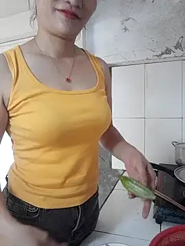 2 banana online show from 07-15-26, 03:35