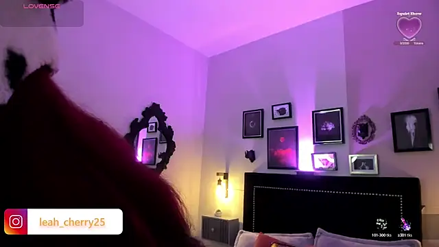 Snapshot of Leah_cherry chatting on 05-20-26, 09:34 Leah cherry online show from 05-20-26, 09:34