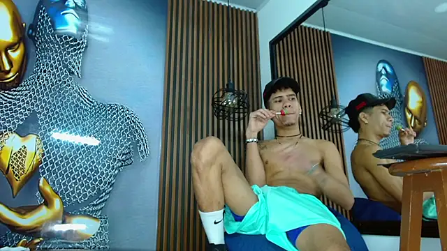 Skinny cute Alyer online show from 04-29-26, 02:05