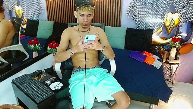 Skinny cute Alyer online show from 06-03-26, 02:45