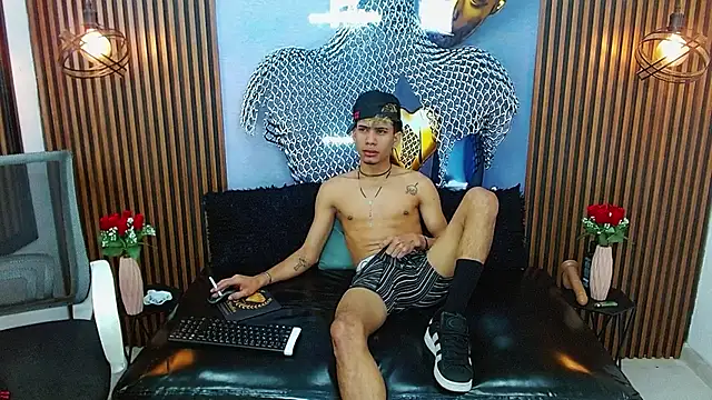 Skinny cute Alyer online show from 07-07-26, 07:09