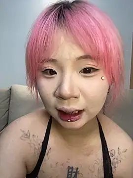 iiooii520 online show from 04-22-26, 03:46