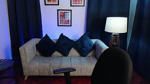 Snapshot of Emily_Cherry_ chatting on 06-08-26, 02:17 Emily Cherry online show from 06-08-26, 02:17