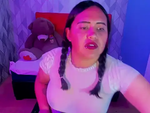 Snapshot of MedusaDivine chatting on 04-12-26, 02:37 MedusaDivine online show from 04-12-26, 02:37