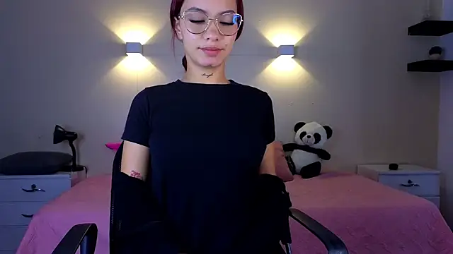 Snapshot of _MaryAnn chatting on 04-26-26, 12:35 MaryAnn online show from 04-26-26, 12:35