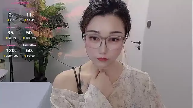 Snapshot of Yunxi- chatting on 05-16-26, 02:16 Yunxi- online show from 05-16-26, 02:16