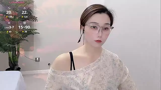 Snapshot of Yunxi- chatting on 06-17-26, 02:49 Yunxi- online show from 06-17-26, 02:49