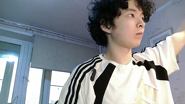 Miklaxyk online show from 05-13-26, 01:34