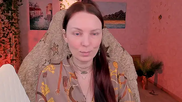 LanaRadiance online show from 05-07-26, 07:34