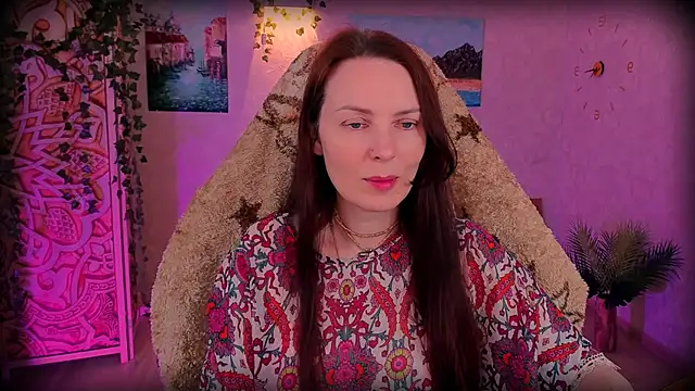 LanaRadiance online show from 06-05-26, 01:17