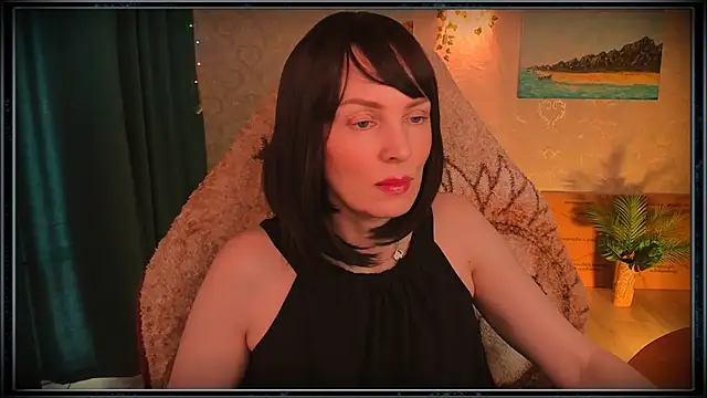LanaRadiance online show from 07-11-26, 03:45