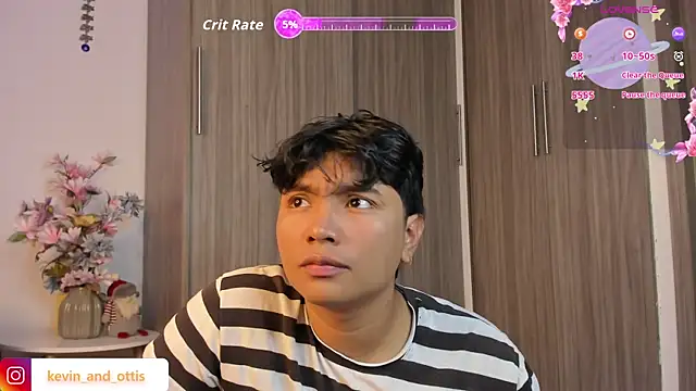 Snapshot of keyott chatting on 05-13-26, 12:39 keyott online show from 05-13-26, 12:39