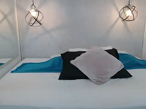 Migatica johnson12 online show from 05-08-26, 03:32