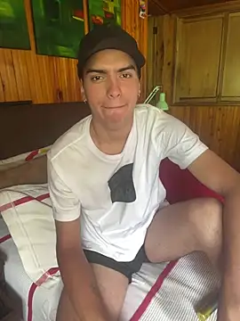 Snapshot of smarinloch chatting on 04-14-26, 07:41 smarinloch online show from 04-14-26, 07:41