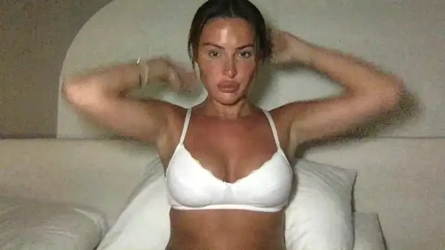 Selenaox online show from 04-20-26, 06:53