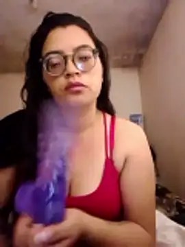 Snapshot of SOFI__10 chatting on 04-22-26, 05:14 SOFI 10 online show from 04-22-26, 05:14