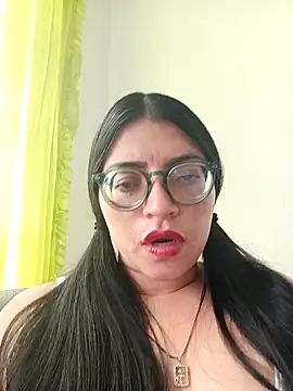 Snapshot of SOFI__10 chatting on 05-03-26, 03:48 SOFI 10 online show from 05-03-26, 03:48