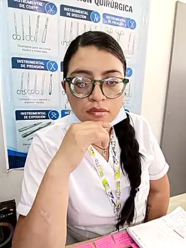 Snapshot of SOFI__10 chatting on 05-04-26, 04:21 SOFI 10 online show from 05-04-26, 04:21