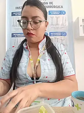 Snapshot of SOFI__10 chatting on 05-20-26, 12:57 SOFI 10 online show from 05-20-26, 12:57