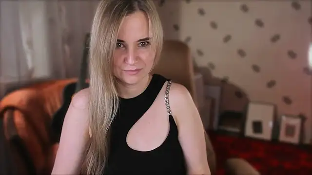 MiaSparkes online show from 07-13-26, 11:09
