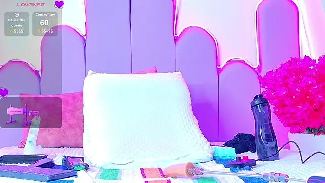 Candy Mari online show from 06-13-26, 07:45