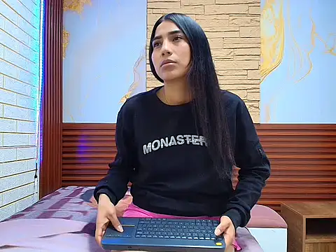 Snapshot of mellaniemonroe303av chatting on 04-12-26, 12:08 mellaniemonroe303av online show from 04-12-26, 12:08