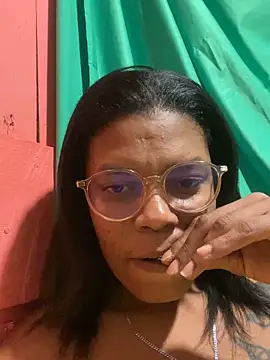 Snapshot of Malonna69 chatting on 04-09-26, 11:11 Malonna69 online show from 04-09-26, 11:11