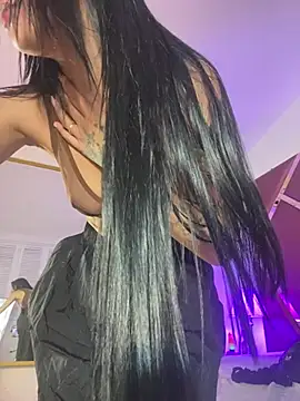 ZoeHarpers online show from 04-18-26, 07:07