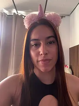Aitana Lux online show from 05-22-26, 08:18