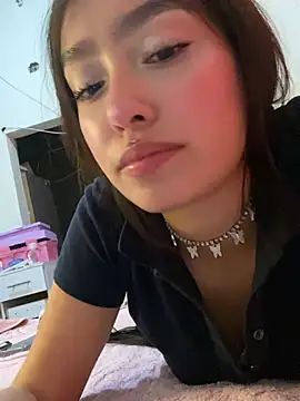 Miakittyyy online show from 05-19-26, 01:56